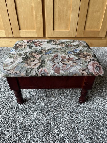 Vintage style floral tapestry - style,